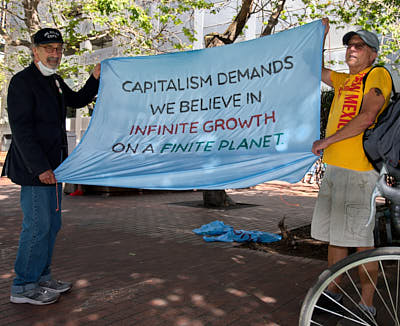 Dropping The Banner On Wells Fargo's Fossil Foolishness:May 18, 2022